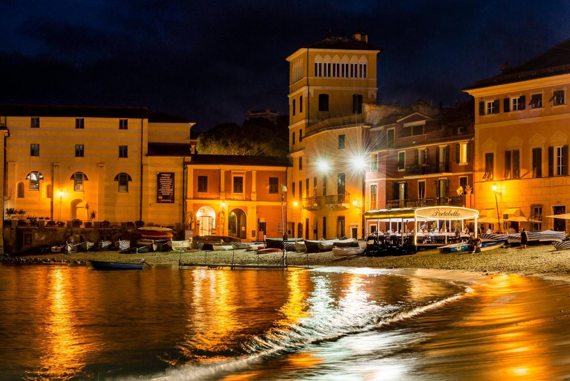 Hotel Vis A Vis Sestri Levante Exterior photo