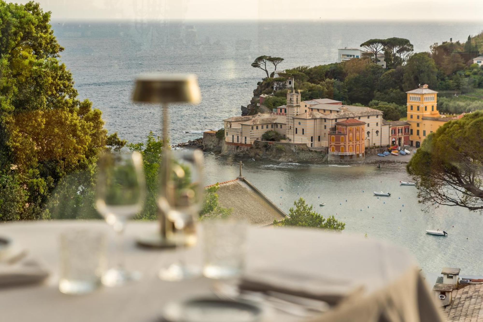 Hotel Vis A Vis Sestri Levante Exterior photo